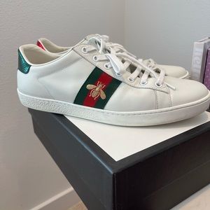Gucci Women's Ace sneaker with bee